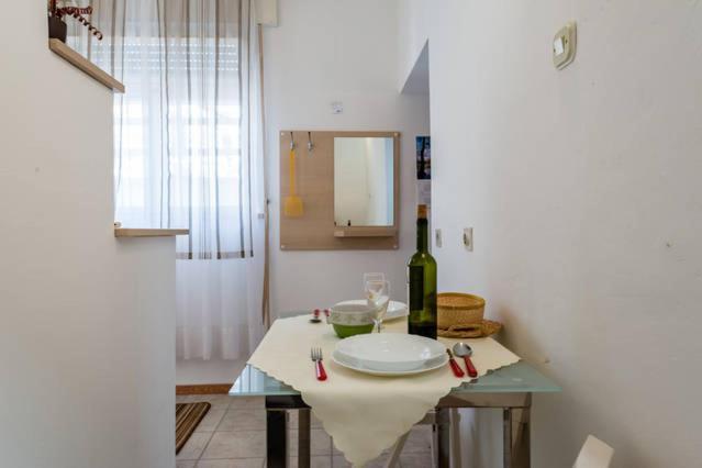 Apartments Lima Lazaneo Jelsa  Room photo